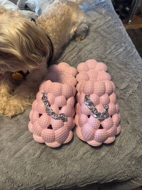 Chunky Bubble Slide Sandals in Light Pink with Silver Chain